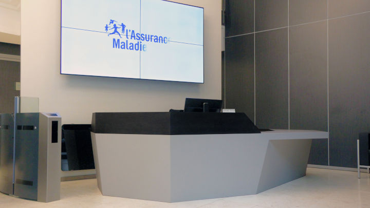 CPAM de Paris hall 01 by adexgroup CPAM de Paris hall 01 by adexgroup